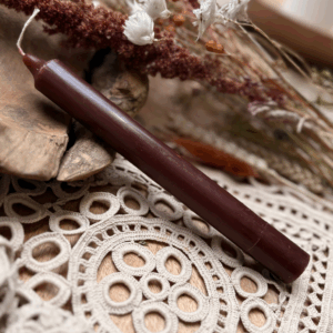 Rouge Bordeaux – Amour profond & Engagement