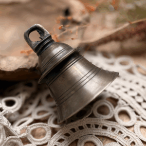 Cloche en laiton ancien